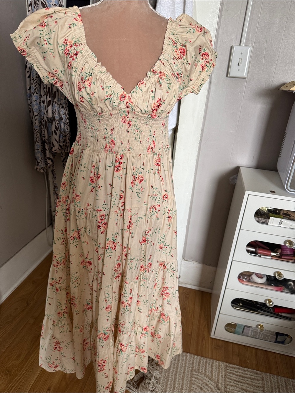 WeWoreWhat Cream Midi Dress with Pink Floral Print